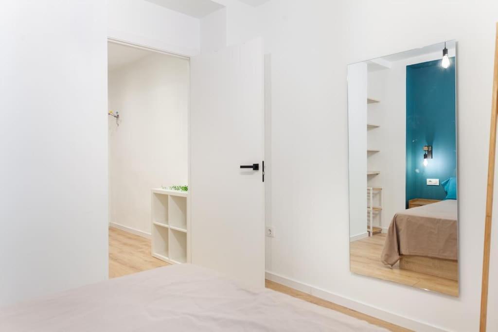 Appartement Acogedor Frente A Plaza Del Cedro Valence